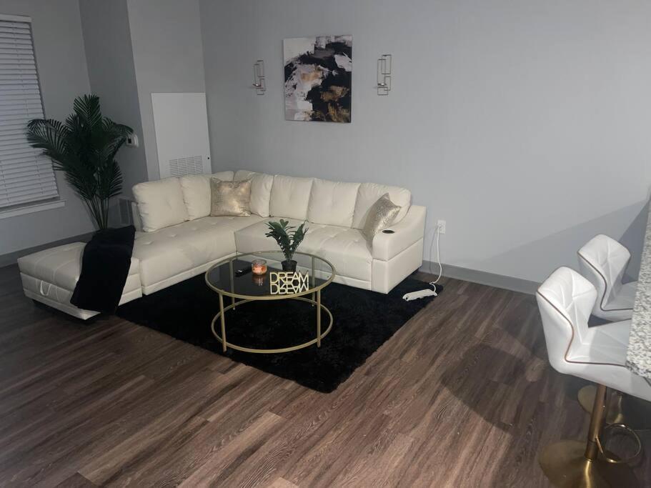 هامبتون Luxurious & Spacious 1 Bedroom المظهر الخارجي الصورة